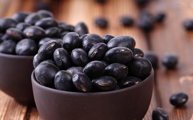 黑豆含植物雌激素能促进卵泡发育