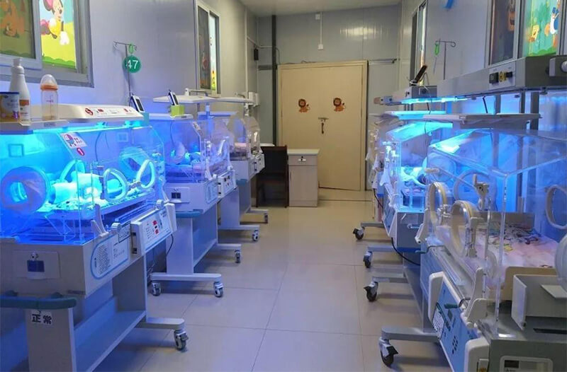 照蓝光是新生儿溶血性黄疸的治疗方法