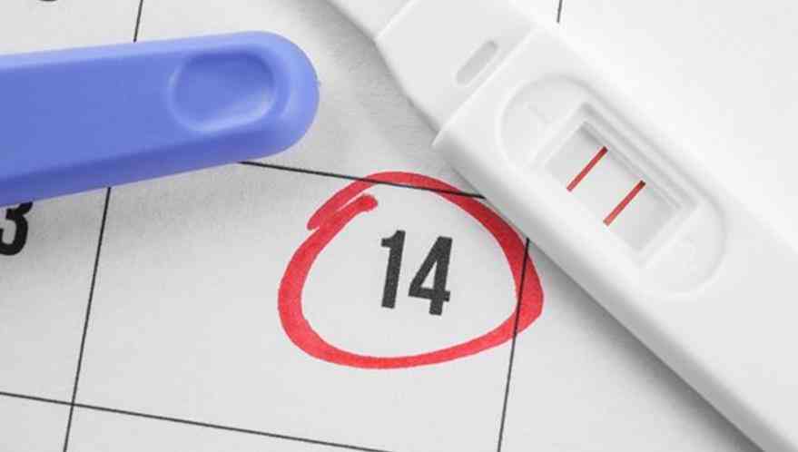 女性在同房后10~14天左右，可用早孕试纸测出是否怀孕