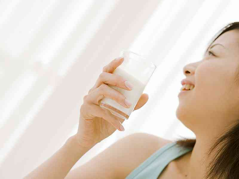 多美滋孕妇奶粉饮用时间