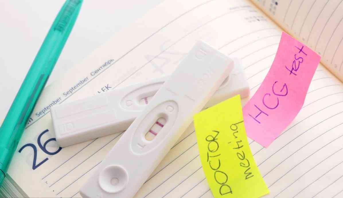验孕棒检测出的结果有阴性、阳性、弱阳性
