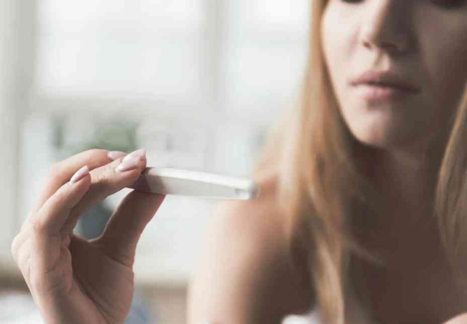 早孕试纸使用方法错误，检测出的结果可能会出现偏差