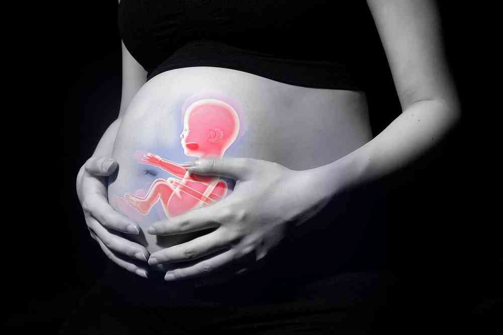 看孕妇走姿可判断胎儿性别