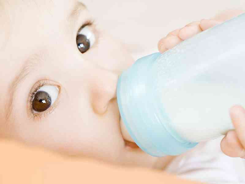 消化道感染会导致婴儿吐奶