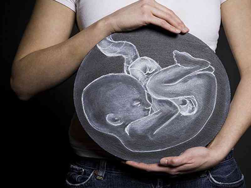 胎儿出现异常孕酮会降低