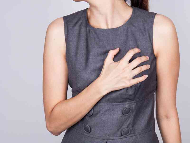 女性孕期可能会有胸部变化