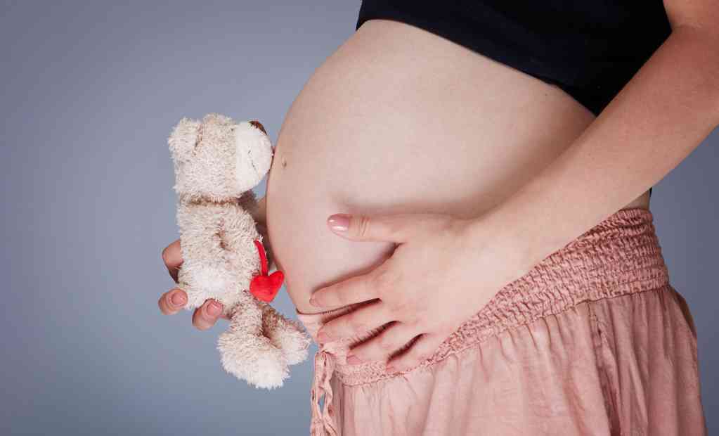 肥胖体型孕妇可增加8～11kg