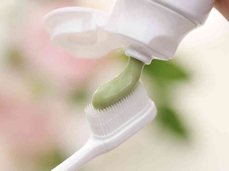 牙膏验孕操作方法