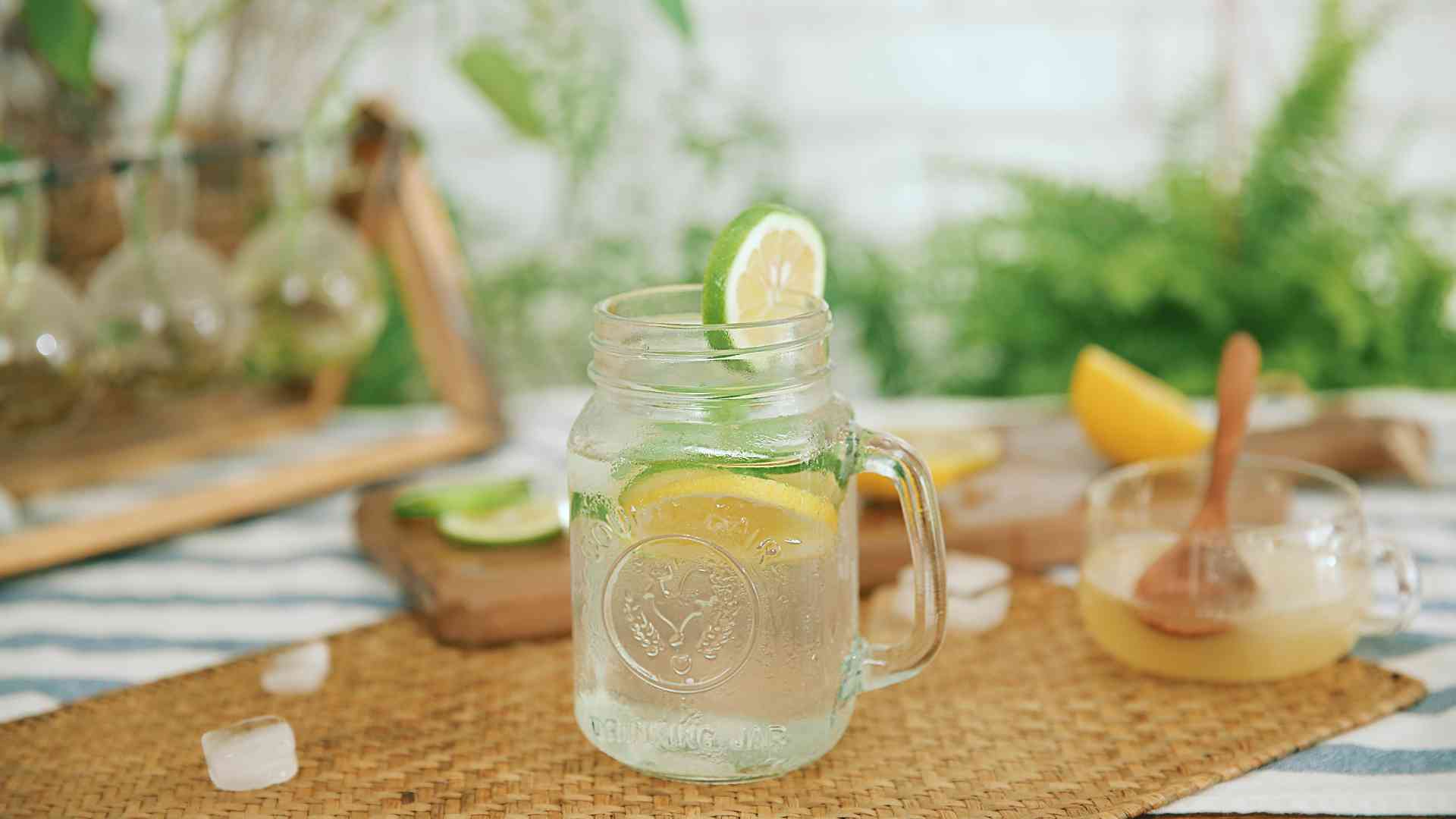 柠檬水可以补充维生素c