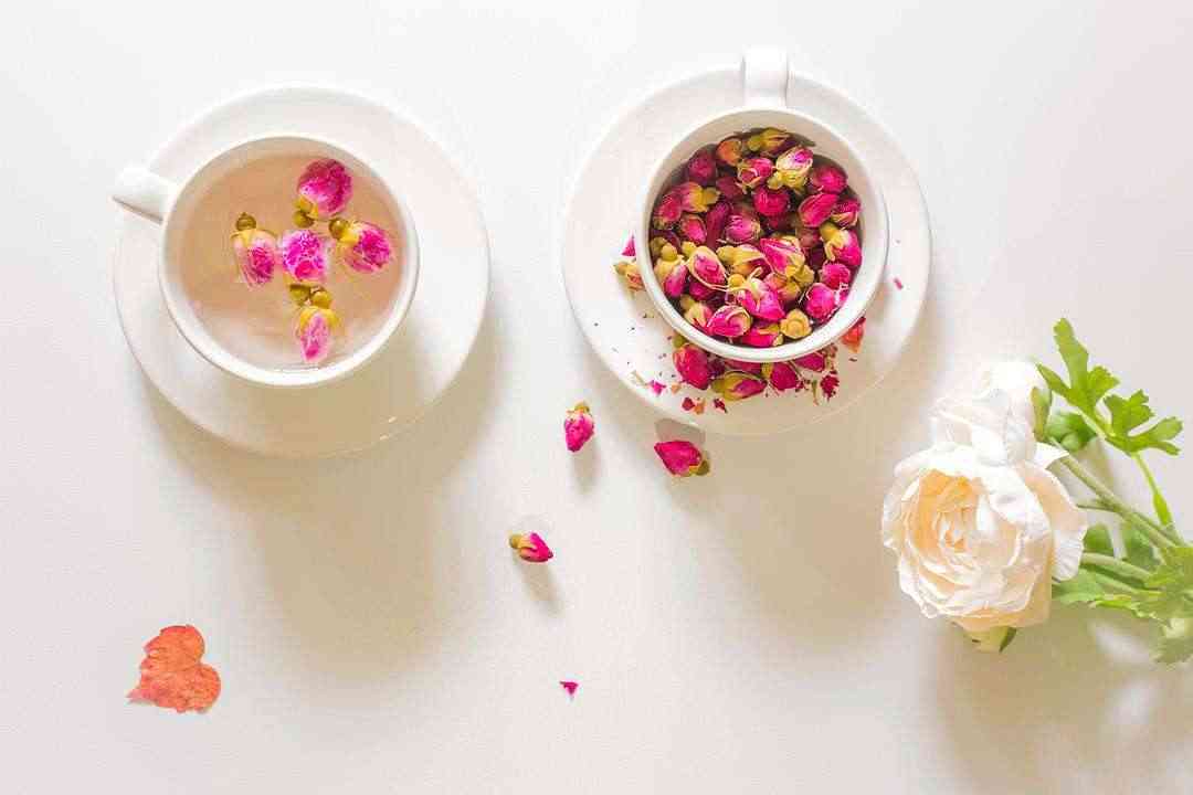 玫瑰花茶乐意促进新陈代谢、美容养颜