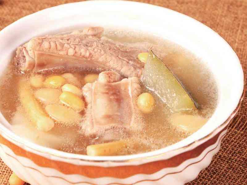 黄豆排骨汤美味健康