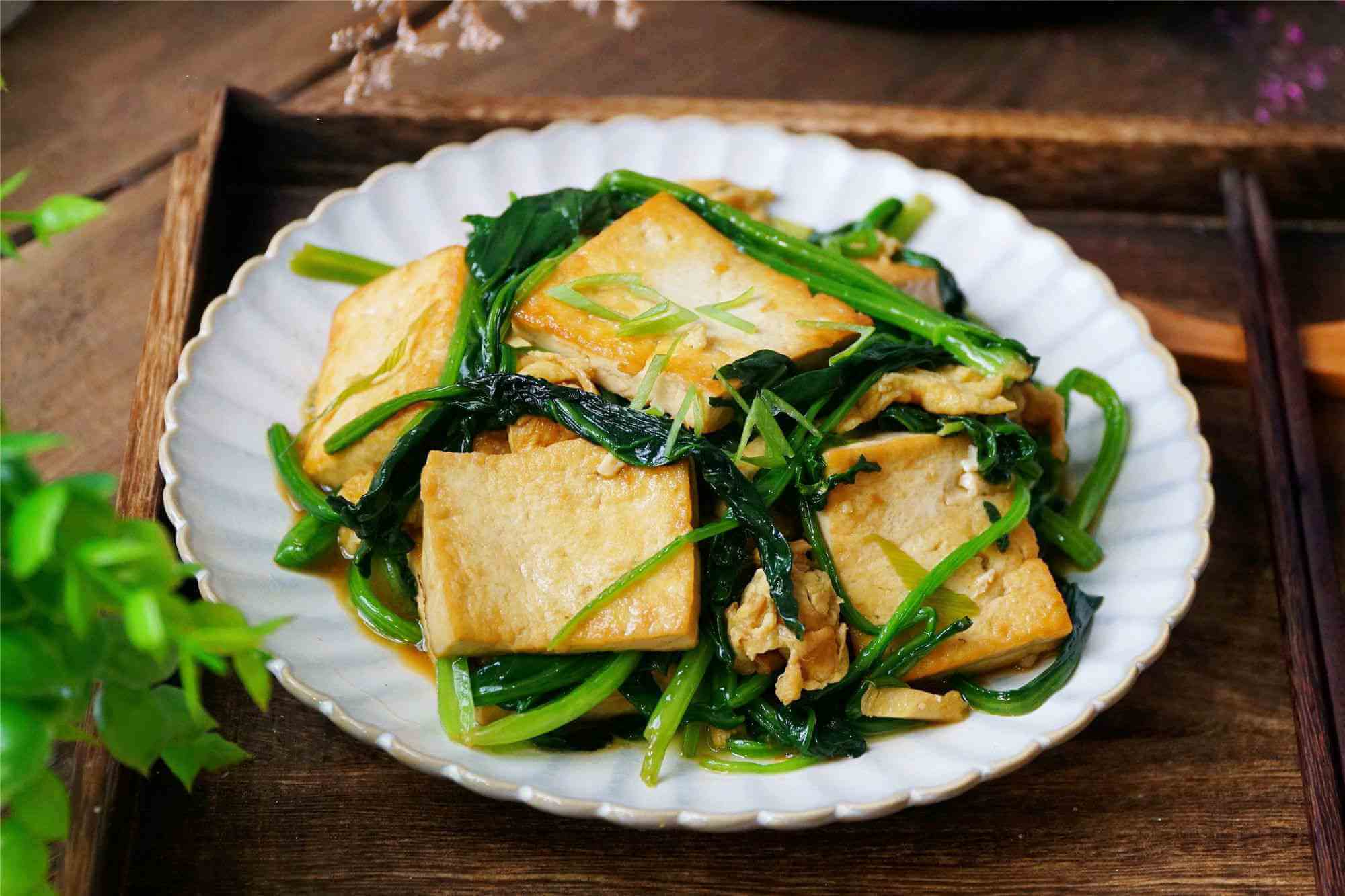 豆腐和菠菜不建议同时食用