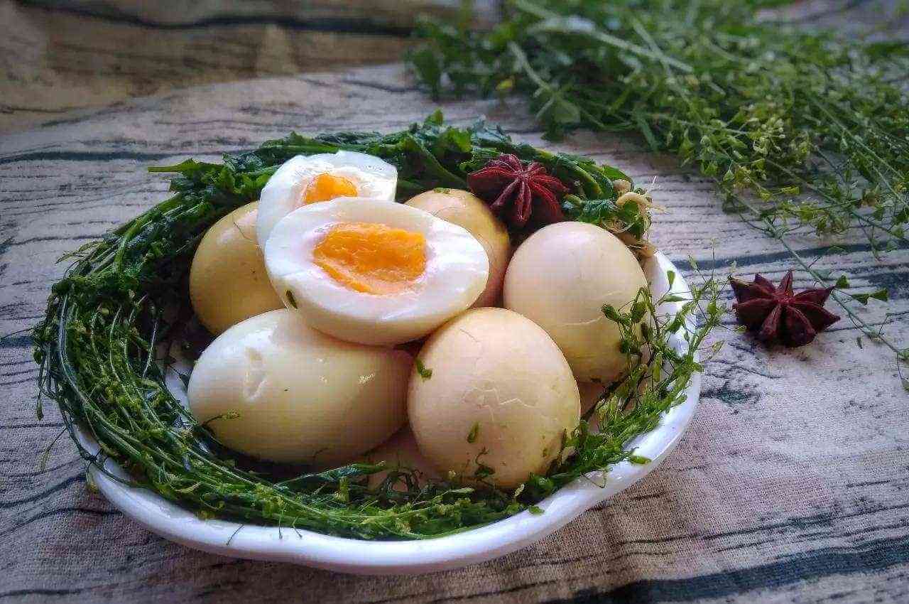 地菜煮鸡蛋的营养价值高