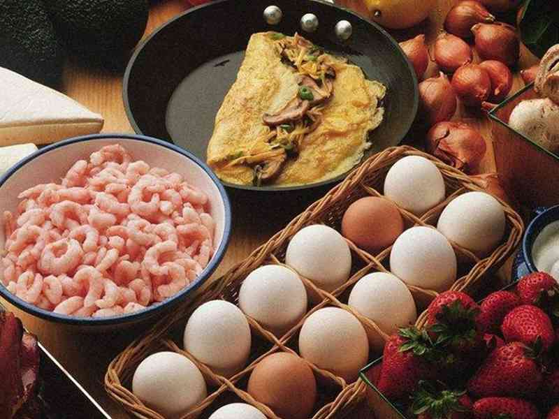 催乳激素偏低多吃一些蛋白质食物