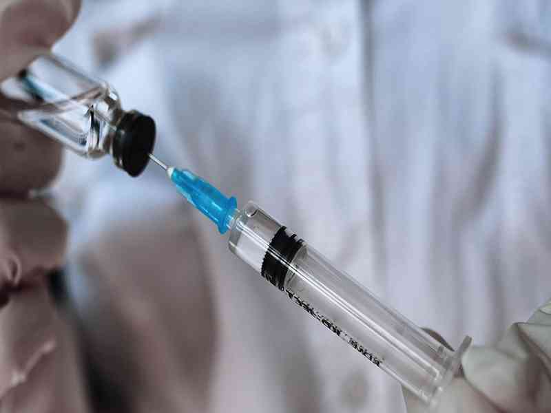 小孩出生后3个月开始注射第一针百日咳疫苗