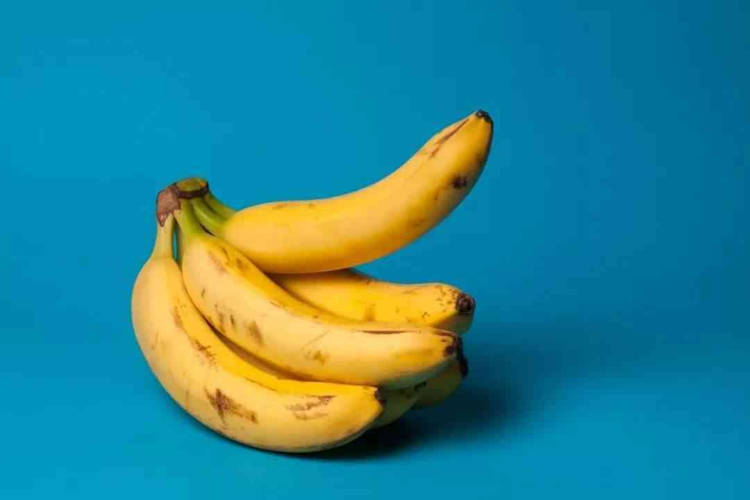 香蕉里面的纤维素较多能够有效预防便秘