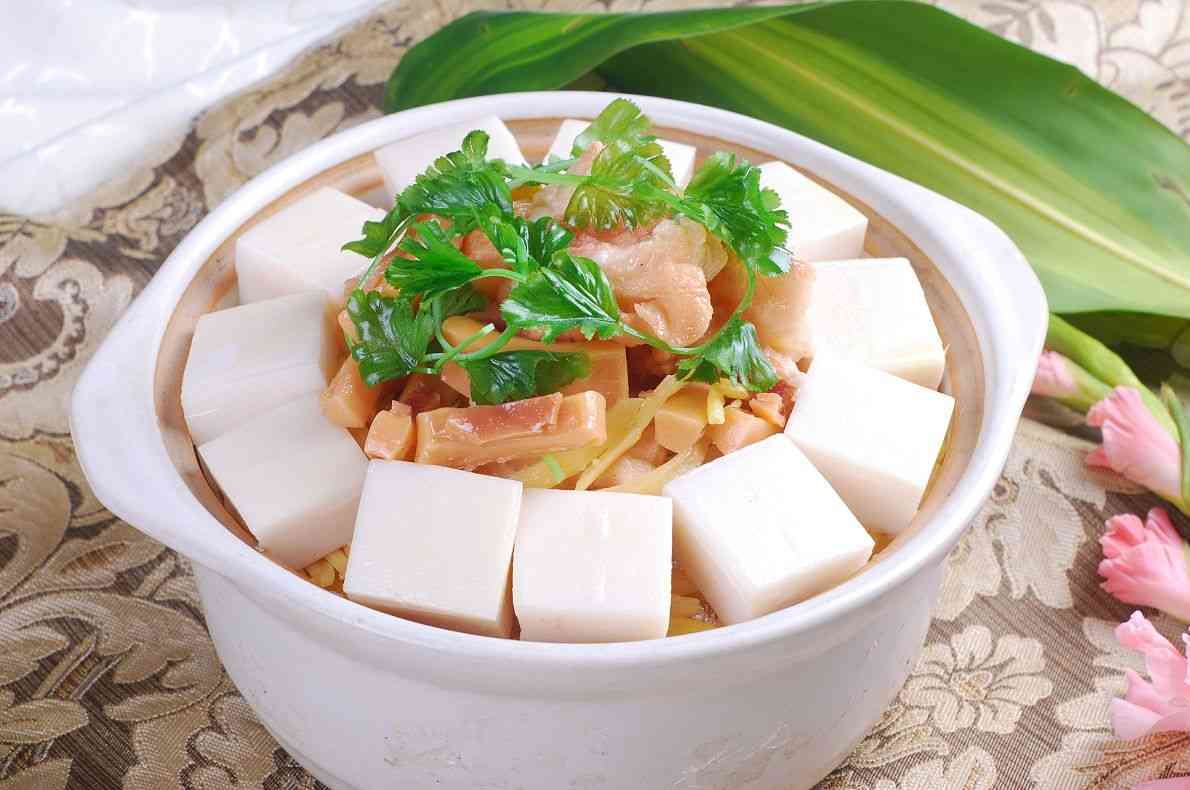 哺乳期可以吃豆腐花生