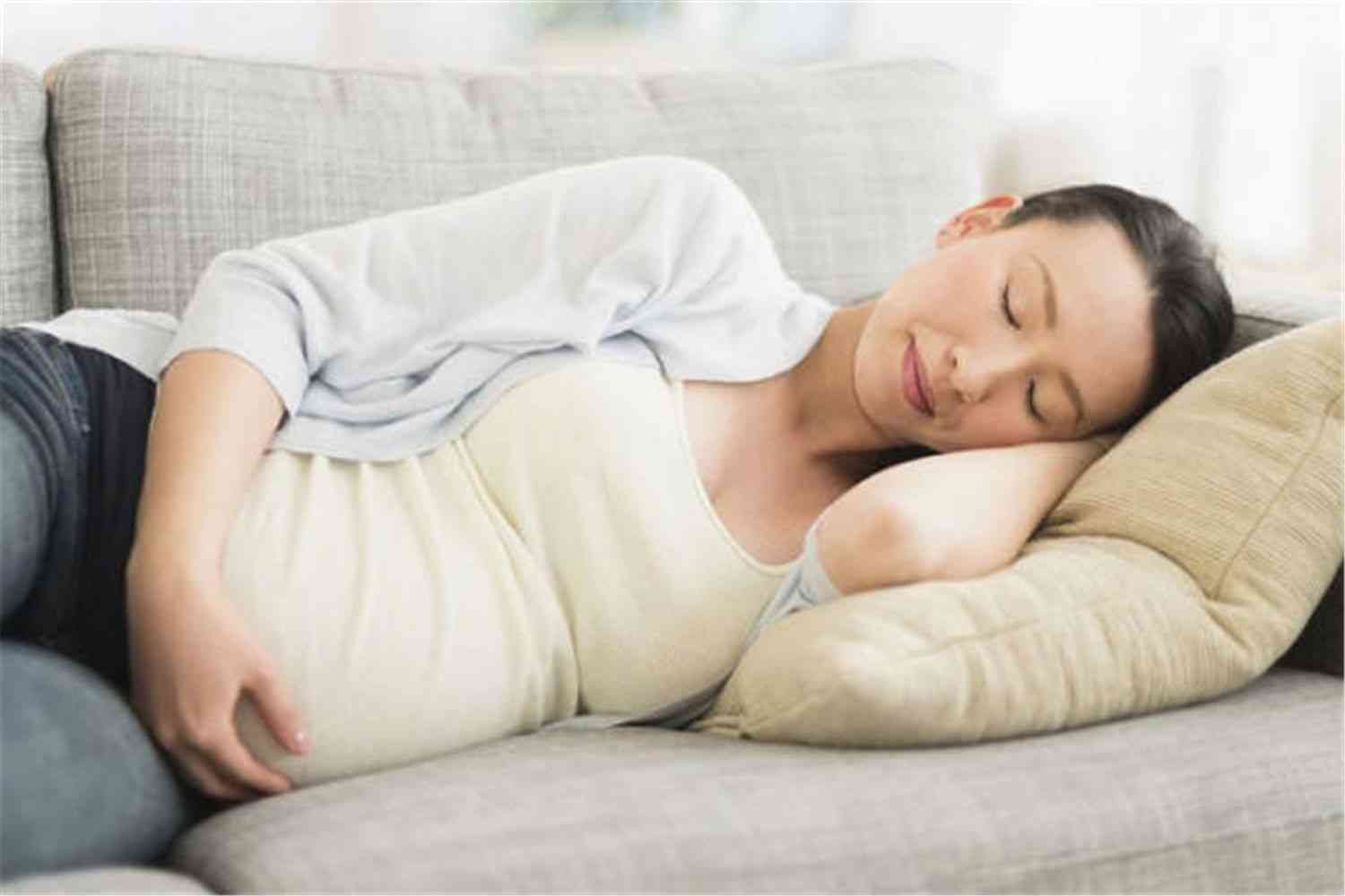 睡眠不足可能引起孕妇头痛