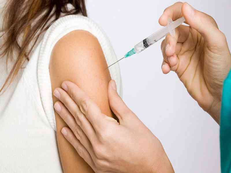 成人应每10年应加强接种1次脊灰疫苗