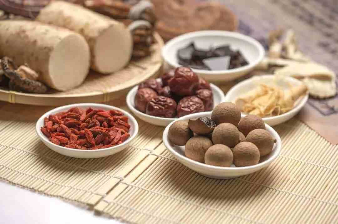 宫寒可以吃温补的食物