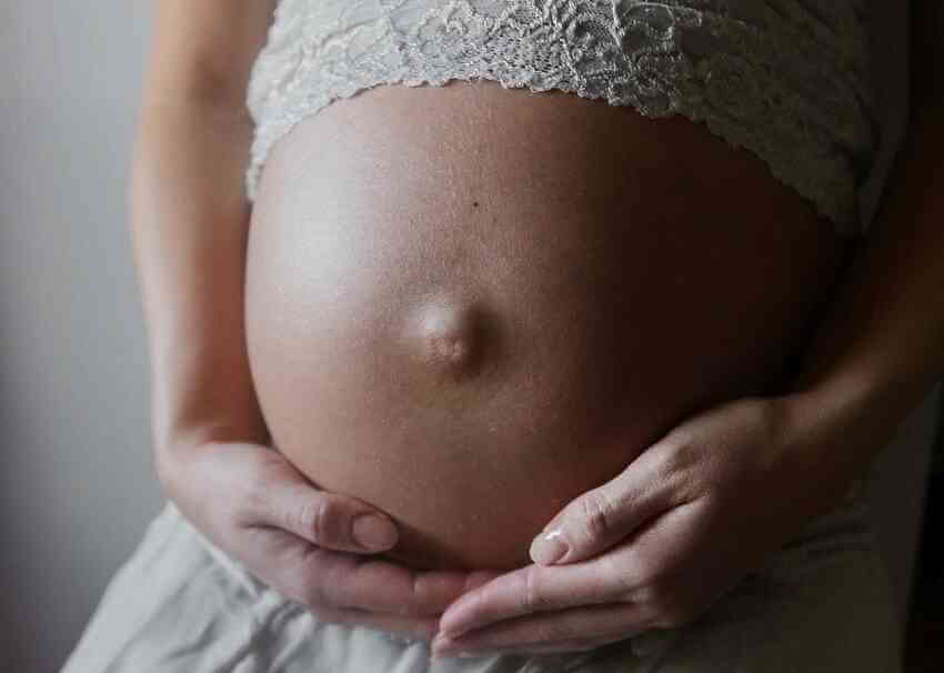 怀孕早期要注意胎儿生长发育