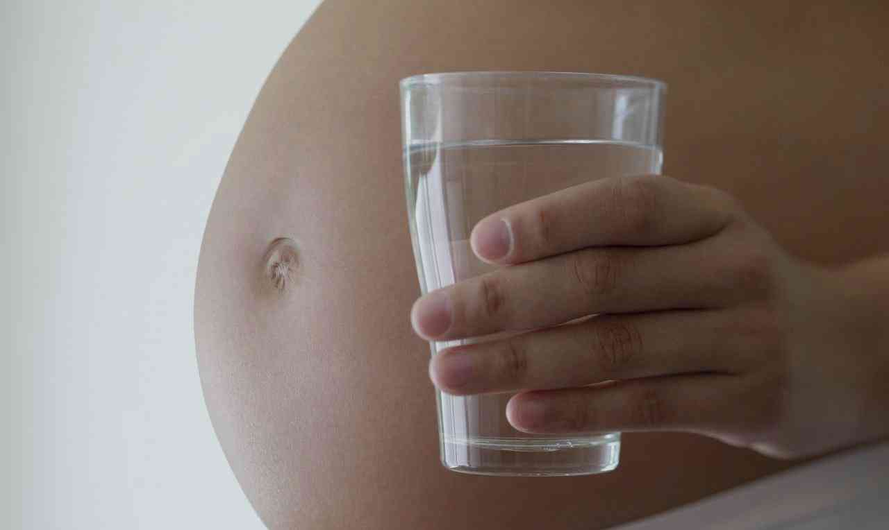 怀孕期间要多喝水