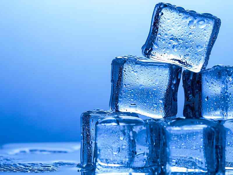 冰块可用于物理降温