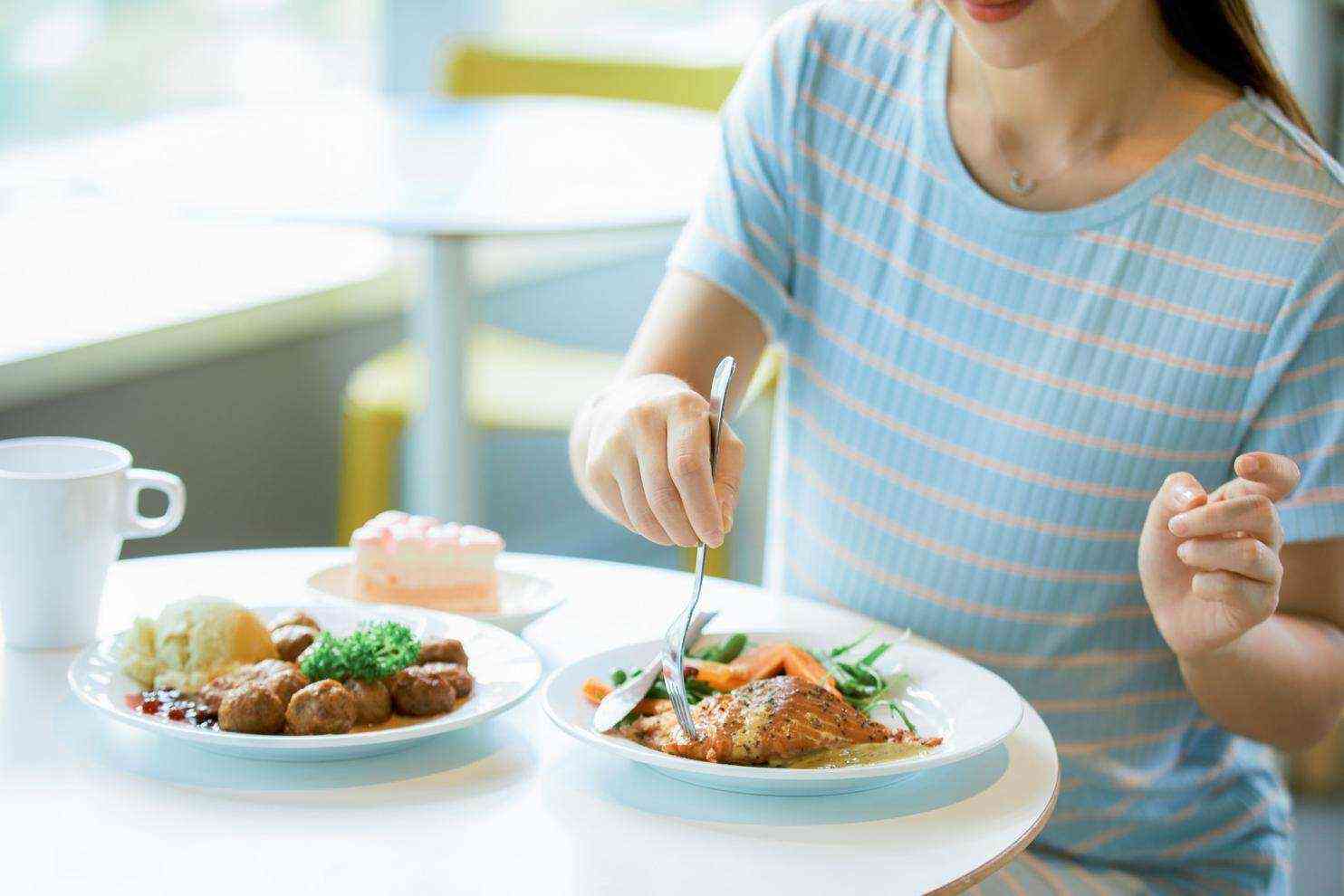 孕妇可以通过饮食控制体重