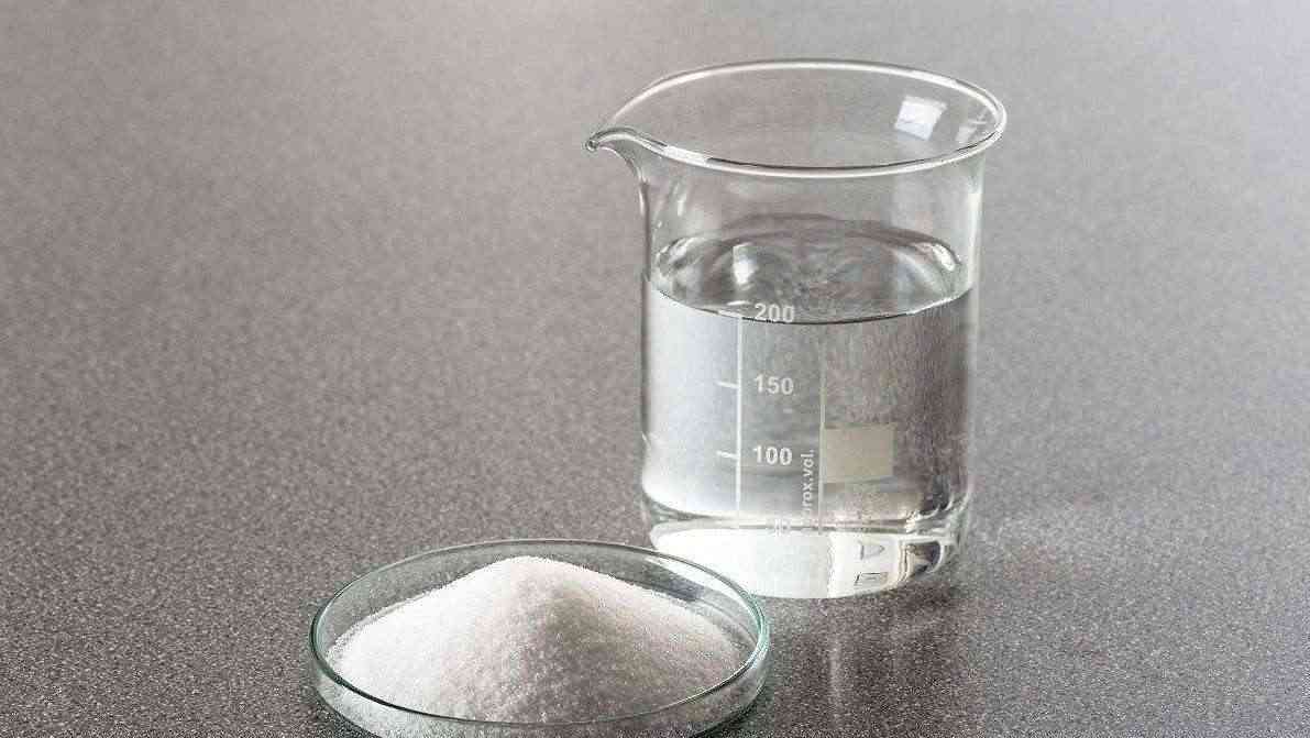 淡盐水冲洗尿道可预防感染
