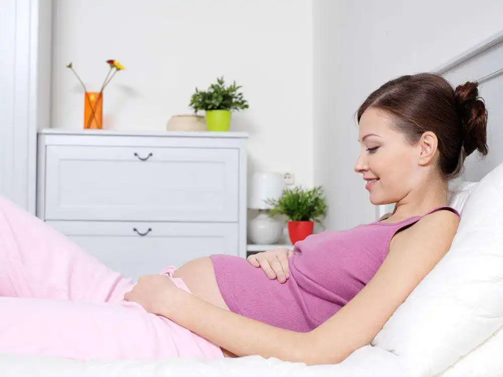 女性怀孕初期雌激素分泌会增多