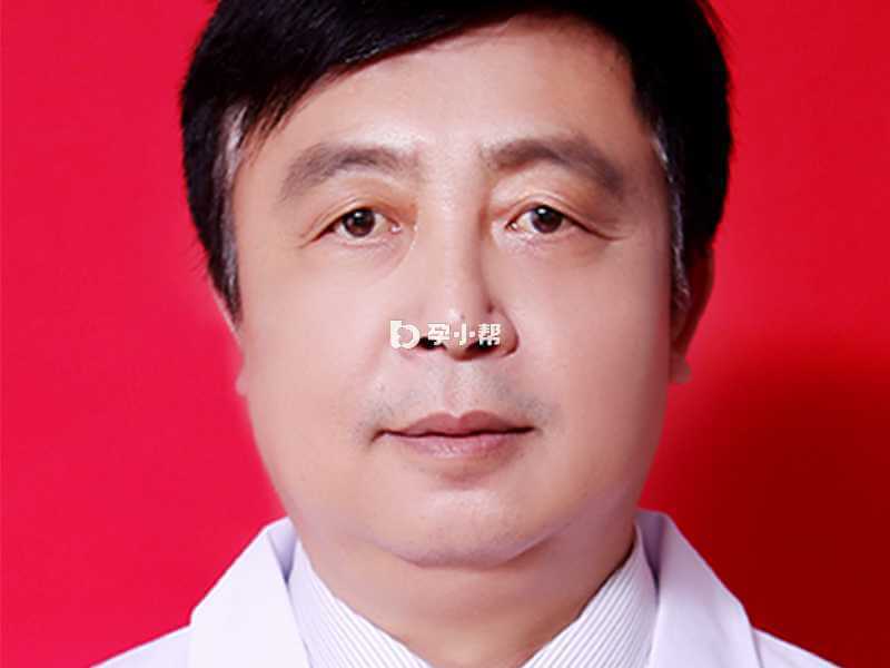 杨晓华是生殖医学中心主任