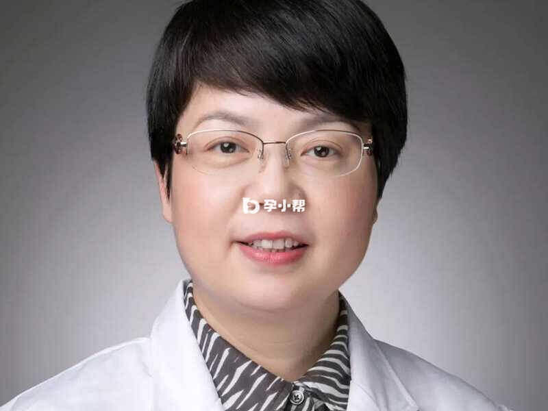 鲍时华是上海一妇婴生殖免疫科主任