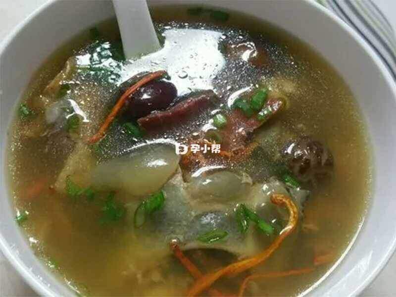 甲鱼虫草红枣汤可以补肾益精