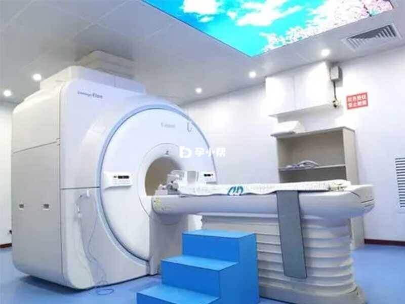 乳腺磁共振成像（MRI）检查