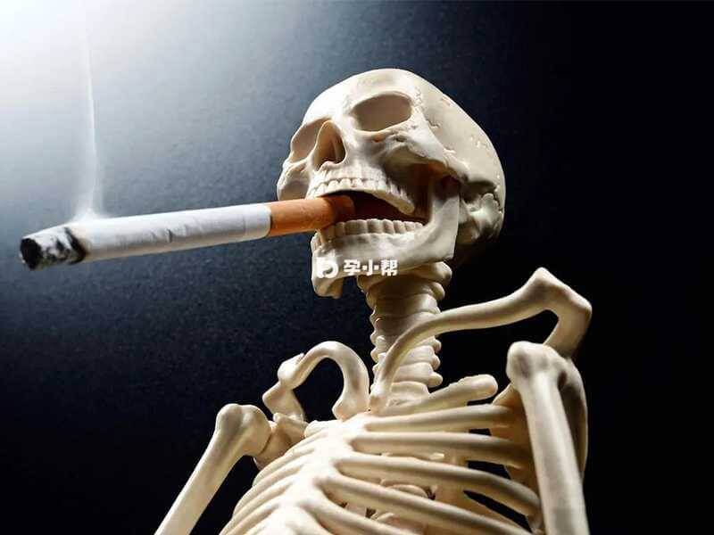吸烟是诱发输卵管癌的原因之一