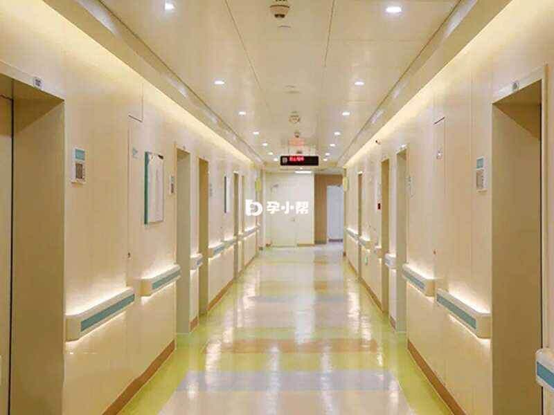 柳州妇幼病房走廊