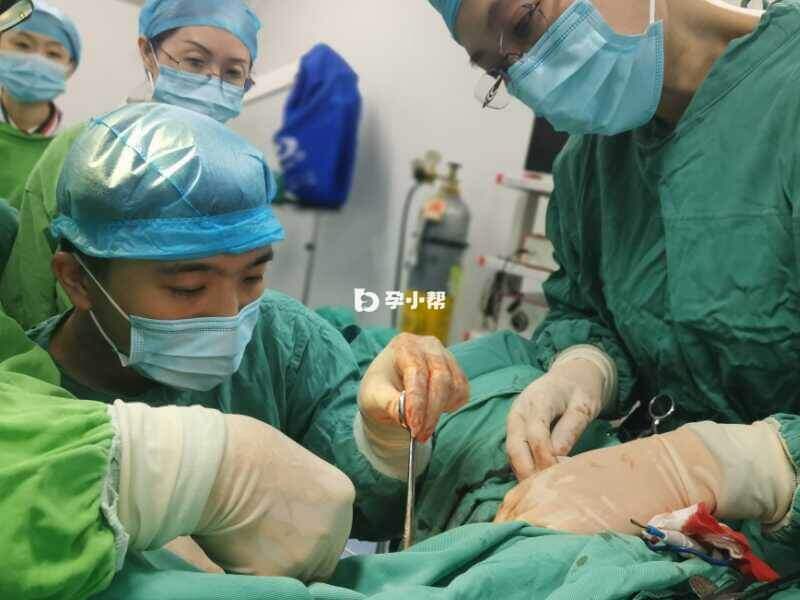 宫腔镜手术是需要插尿管的