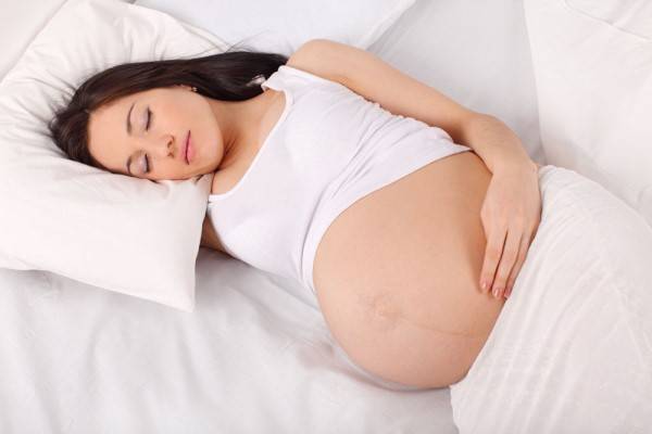 孕妇在选择复合维生素的时候需要注意是否有含碘元素