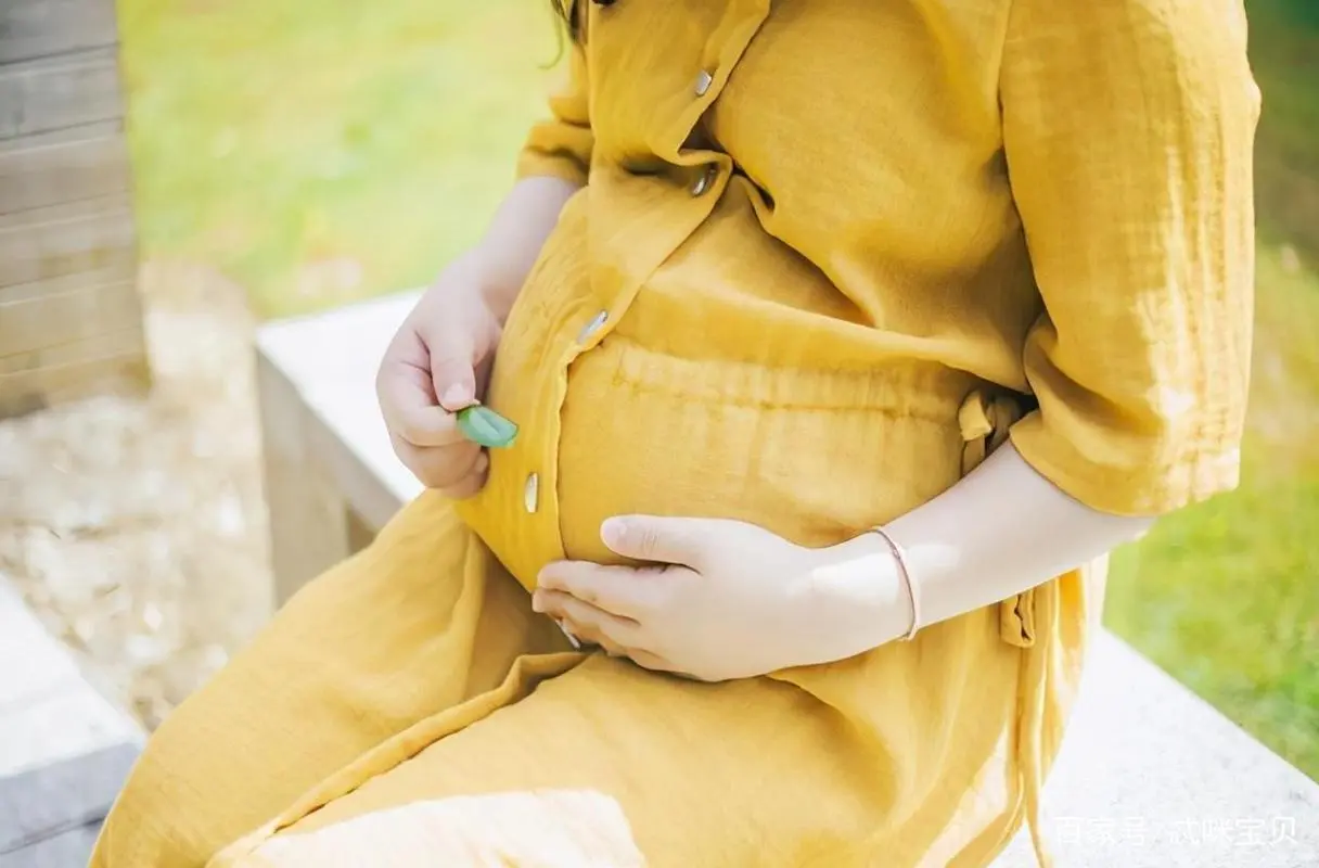 孕中期孕妇下肢容易水肿