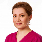 Alexandra Vladimirovna 妇产科医生