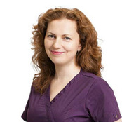 Julia Zinina 医学博士
