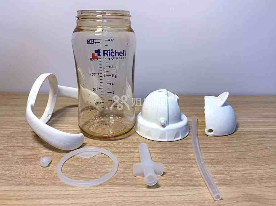 奶瓶最好选ppsu材质和玻璃材质的