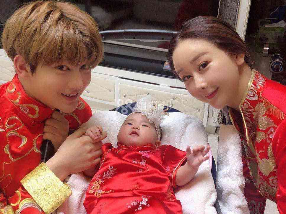2019年咸素媛生育了自己第一个女儿